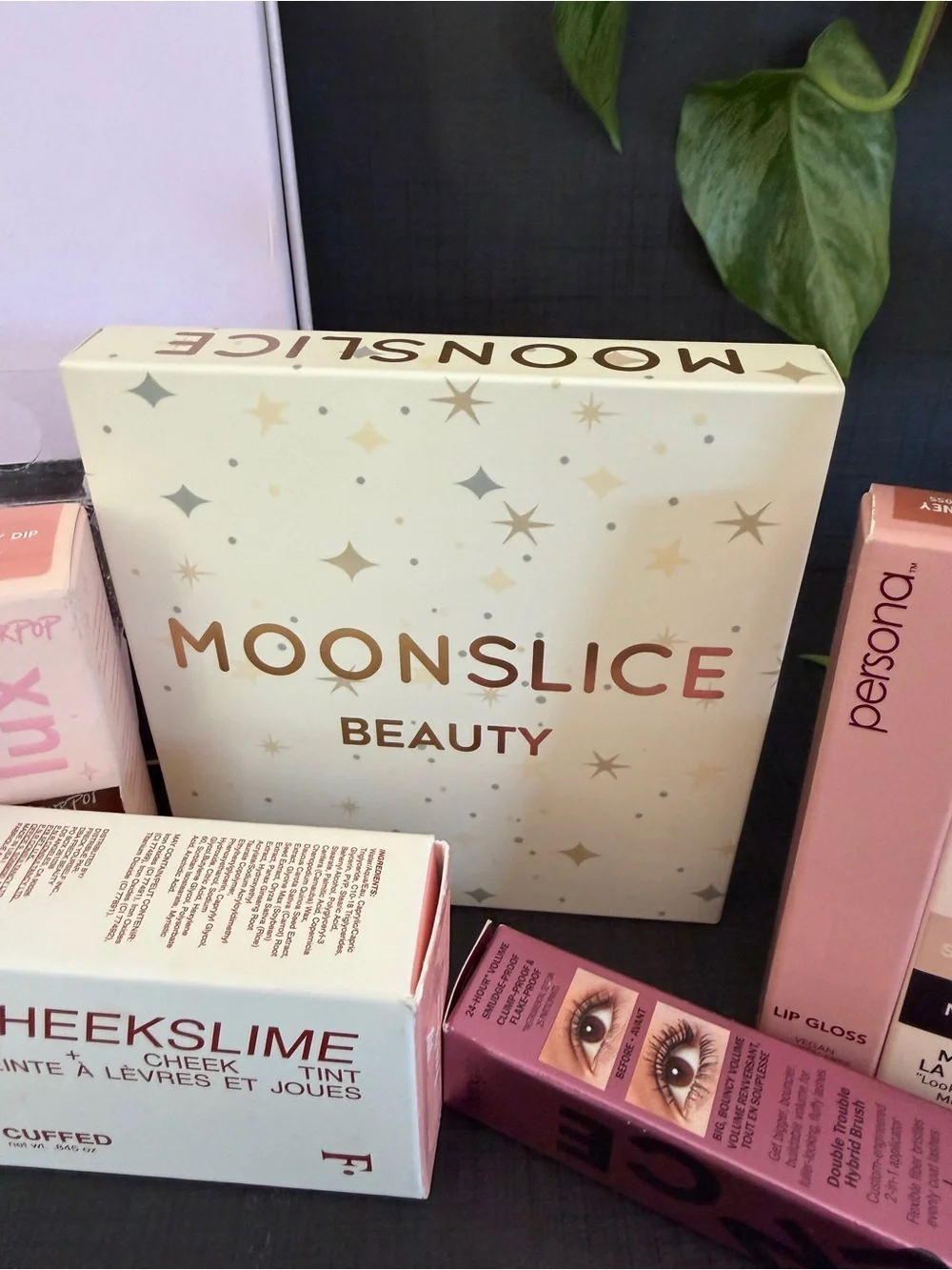 Ipsy 10 piece beauty box Morphe Benefit Persona Colourpop Fab Fit Fun